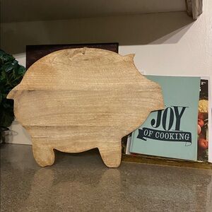 Vintage Primitive Wooden Pig Cutting Board w/Hanger 12” x 16”